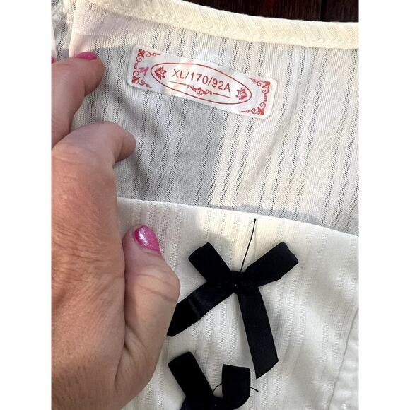 Y2K Flowy Ruffled Long sleeve off white top with black bows size XL - Picture 2 of 8